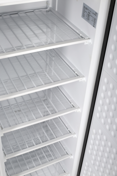502TK CHR 347516 (25) K Tiefkühlschrank-Gefrierschrank, statisch, 600 Liter. Außen aus Edelstahl