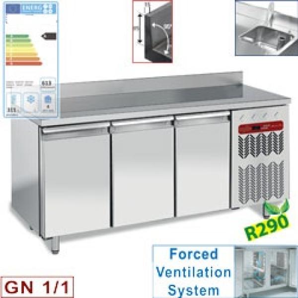 TG3N/HA-R2EV (25) Umluft Kühltisch mit Aufkantung, 3 Türen GN 1/1, mit Waschbecken